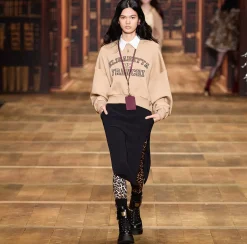 Elisabetta Franchi Knitwear And Sweatshirts|Cotton cropped sweatshirt with college logo Camel