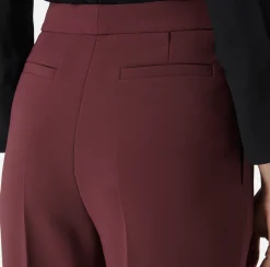 Elisabetta Franchi Trousers And Shorts|Crêpe cropped trousers with darts RougeNoir