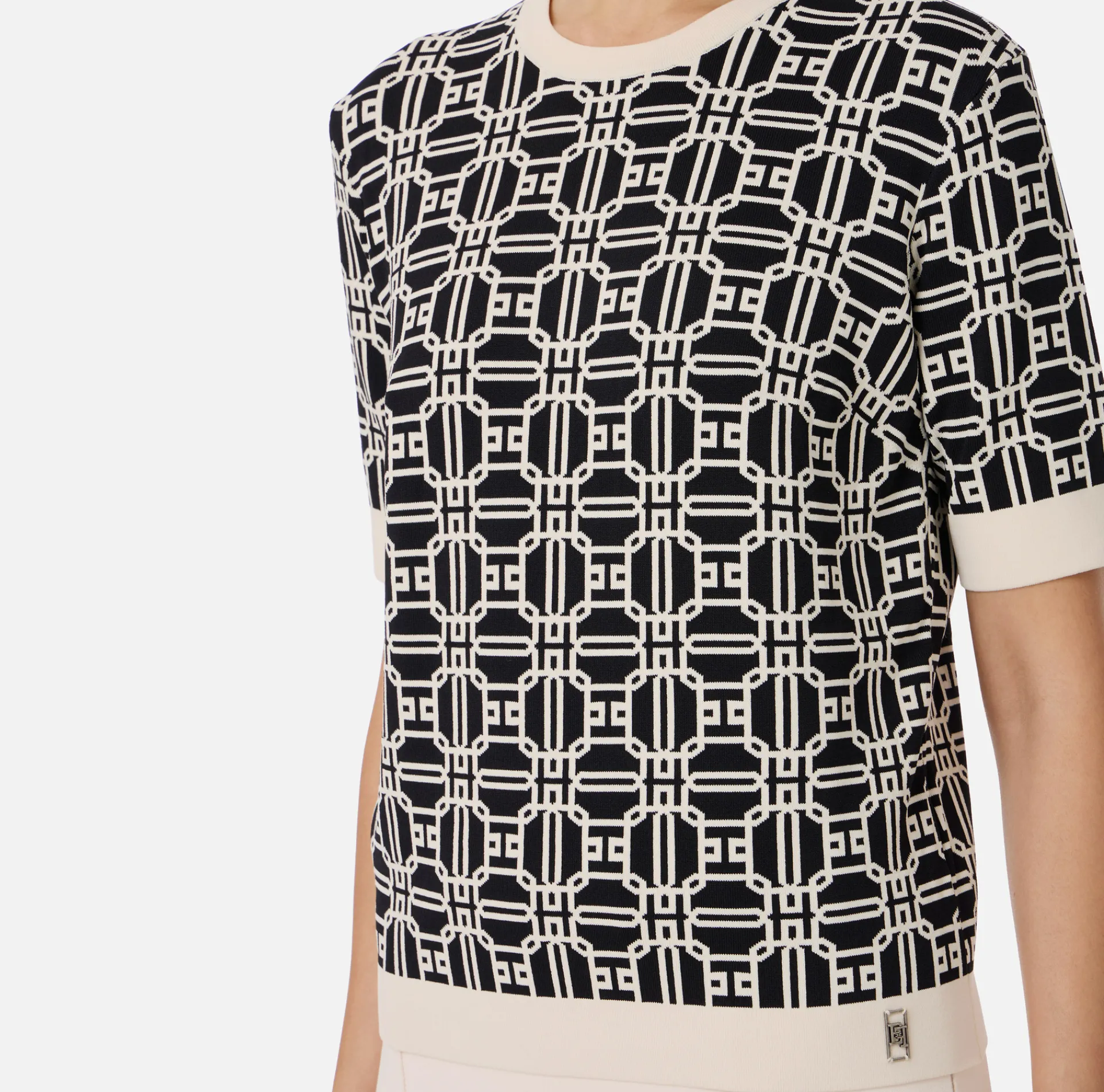 Elisabetta Franchi Knitwear And Sweatshirts|Jacquard viscose logo shirt Black/Butter