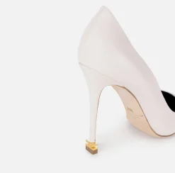 Elisabetta Franchi Pumps|Nappa leather pumps with toecap Étoile