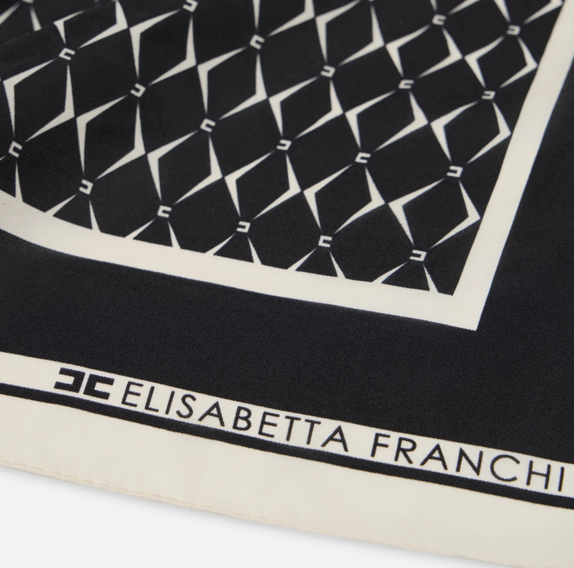 Elisabetta Franchi Scarves|Silk foulard scarf with diamond pattern and logo Black/Butter