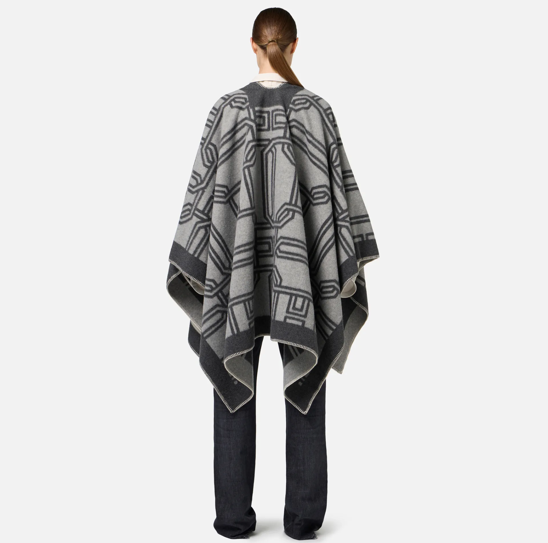 Elisabetta Franchi Coats And Jackets|Wool jacquard cape with lettering Pearl/Steel
